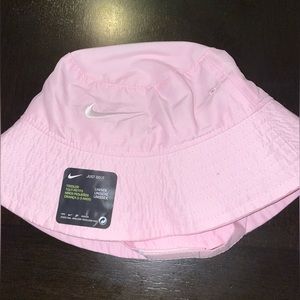 NIKE BABY BUCKET SUN HAT UPF40+ 12-24M NWT